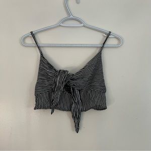 Audrey 3+1 cropped striped tie front top